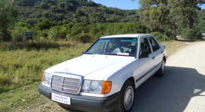 1990 Mercedes Benz 230E Automatic - SOLD 2016
