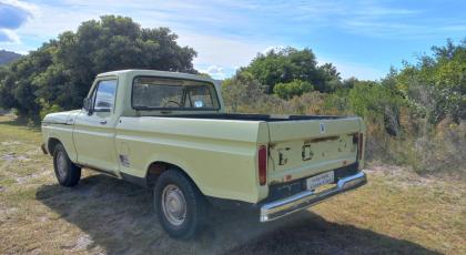 2007 Ford F250 LWB Pick-Up V8 - SOLD 2018